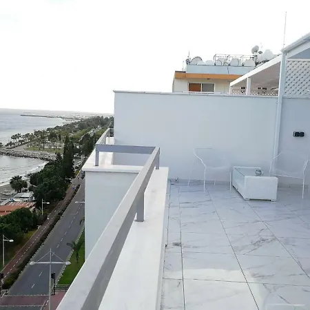 Eden Beach Apartament Limassol
