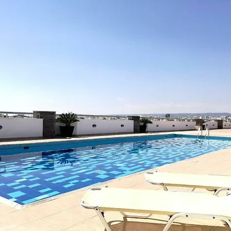 Eden Beach Apartment *