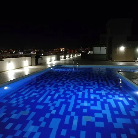 Eden Beach Apartment *